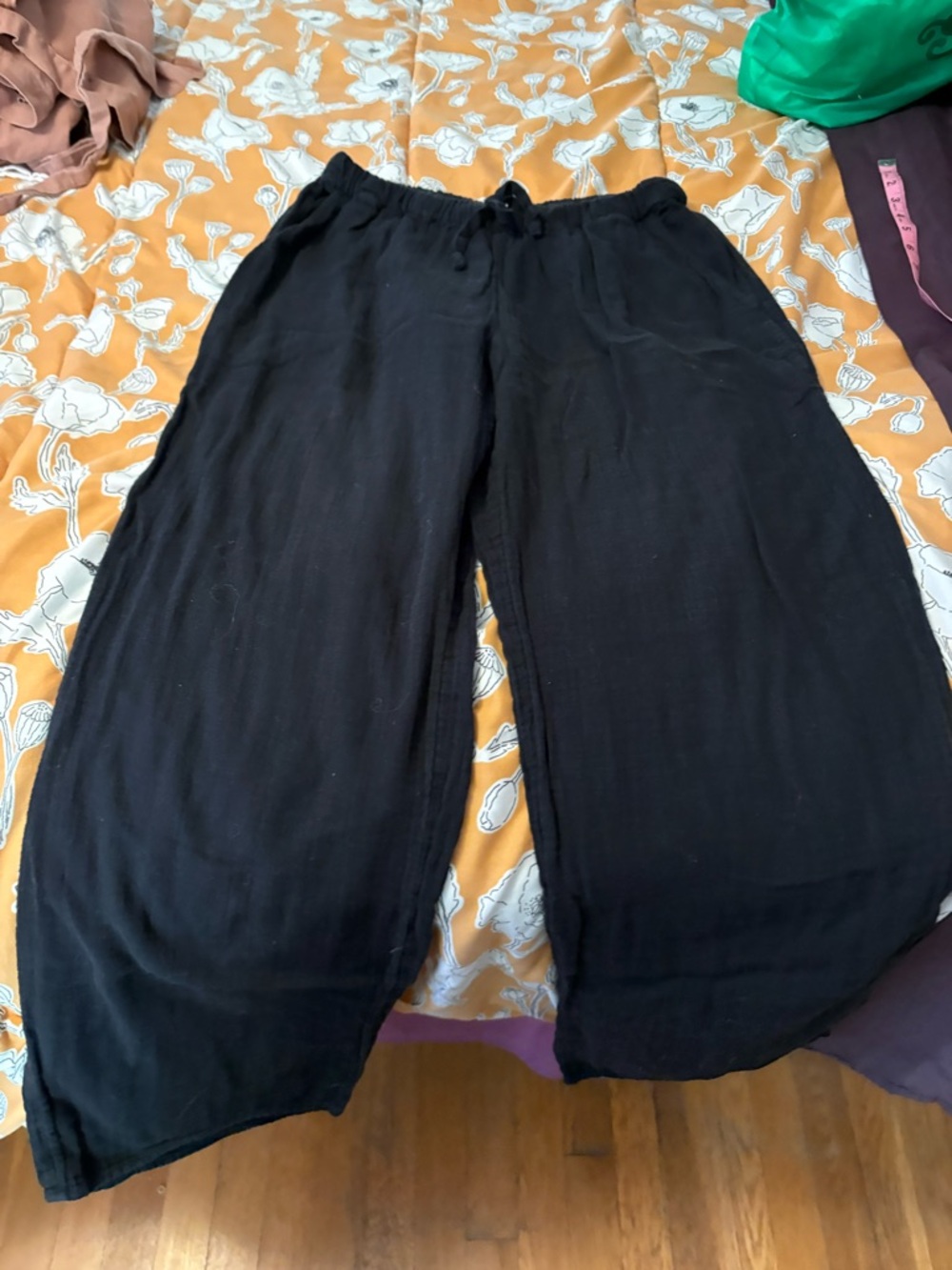 Little Moon Black Elastic Waist Pants
